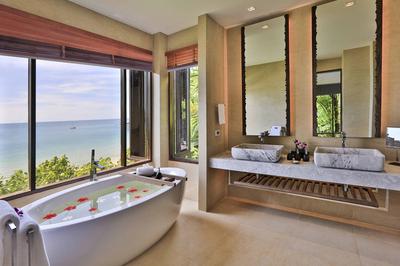 Bayfront Deluxe Room