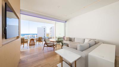 Partial Ocean View One Bedroom Suite