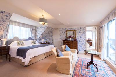 Sea View Suites