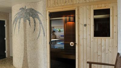 Carne Bay Spa - Sauna & Steam Room