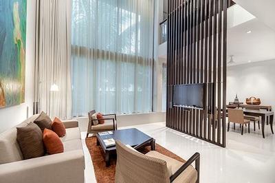 1 Bedroom Penthouse Loft