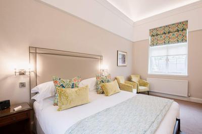 Deluxe Bedrooms