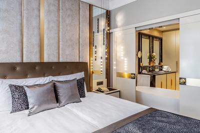 The Glamour Suite