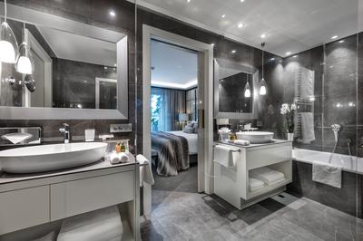 Signature Park Suite