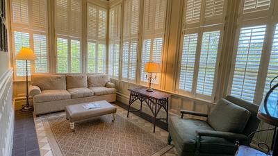 Suite Nine