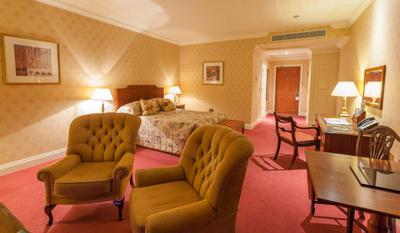 Deluxe Bedrooms