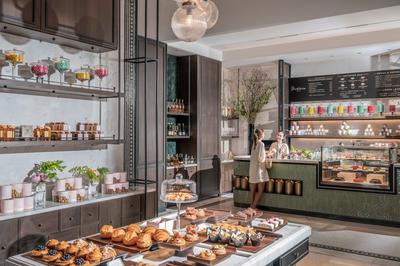 Cafe Madeleine