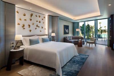 King Reges Aquas Pool View Guest Room