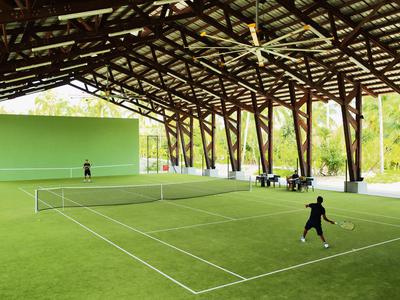 Tennis