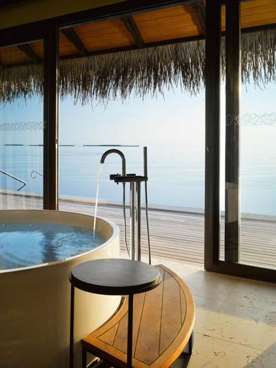 Sunset Deluxe Water Pool Villa