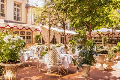 Maison Russe's Garden