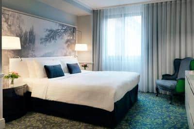 Le Parc Prestige Room