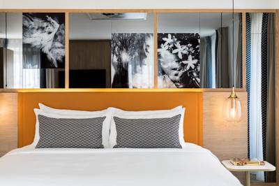 Guest room