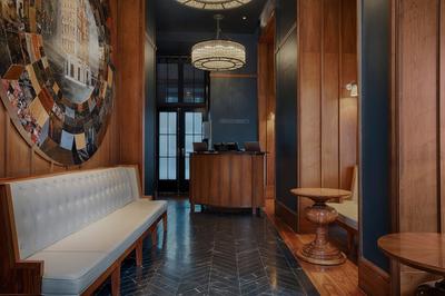 Great Northern Hotel, a Tribute Portfolio Hotel, London image