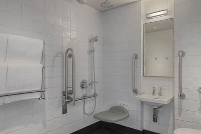 Great Northern Hotel, a Tribute Portfolio Hotel, London image