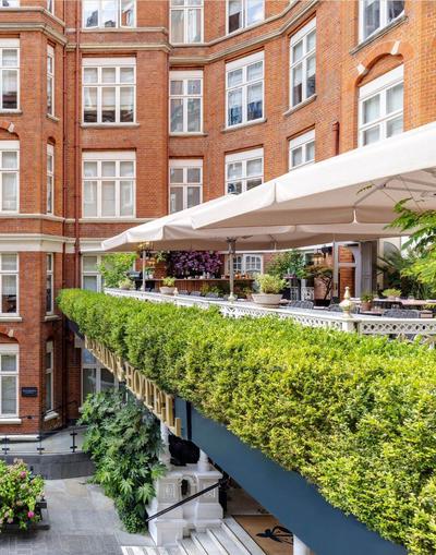 St. Ermin's Hotel
