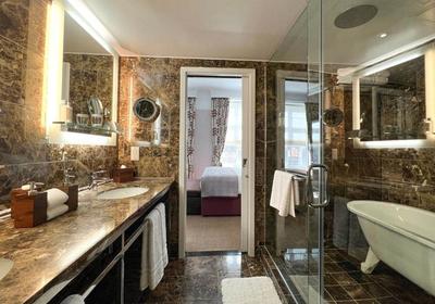 St. Ermin's Hotel