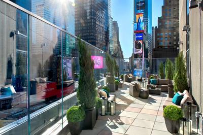 Broadway Lounge