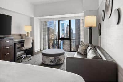 Floor To Ceiling View 1 King - Times Square View