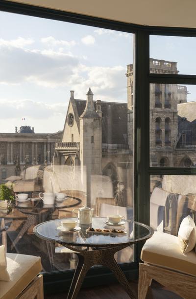 Louvre Deluxe Room
