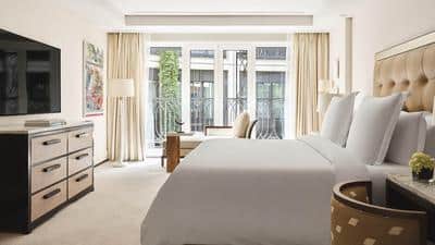 Courtyard Suite