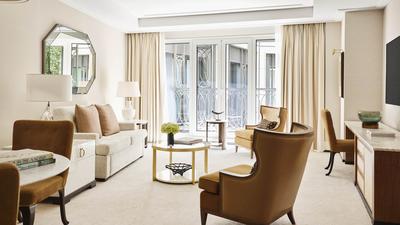 Courtyard Suite