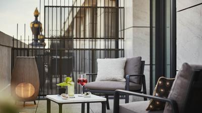 Grand Premier Room With Terrace