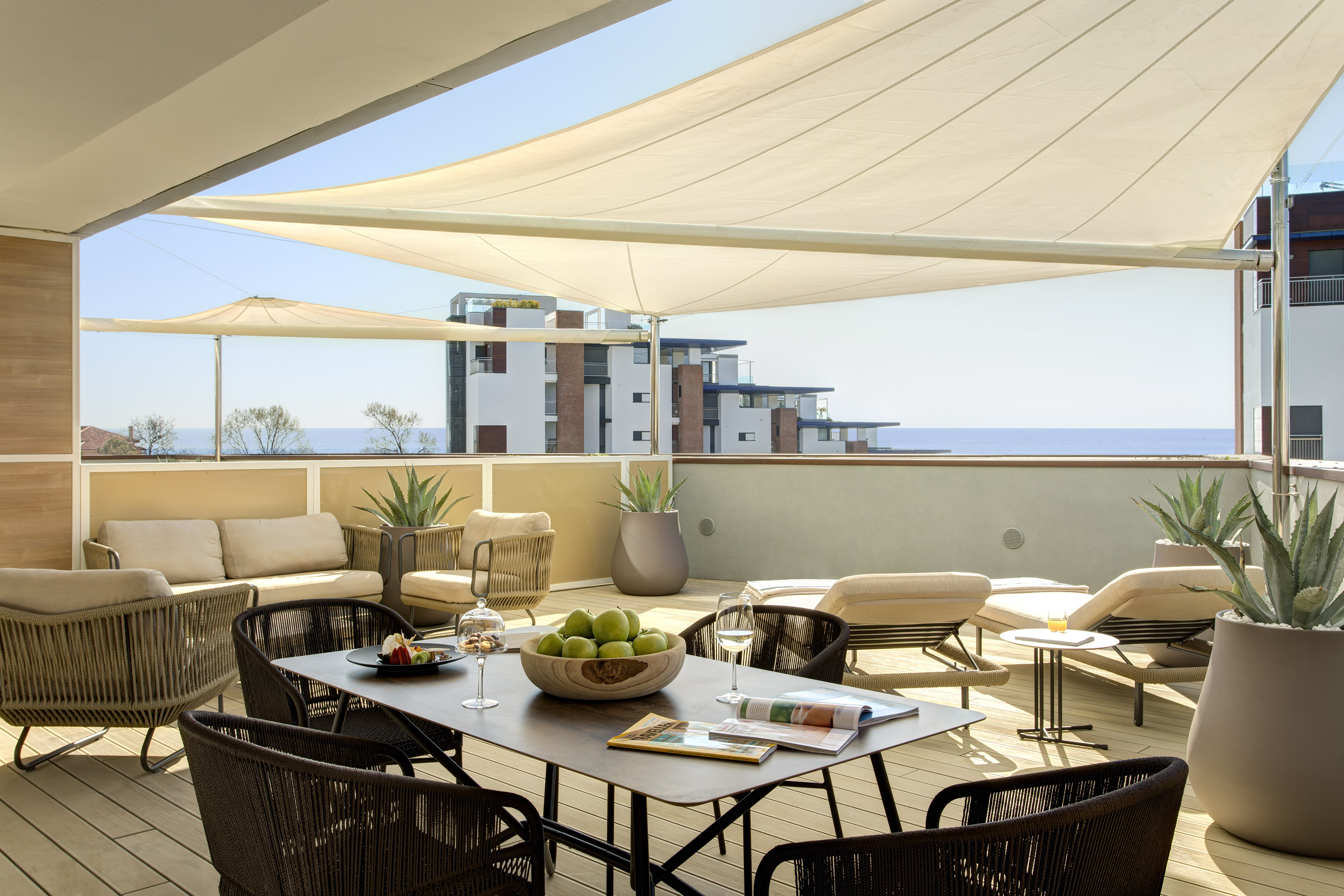 Sundeck Suite