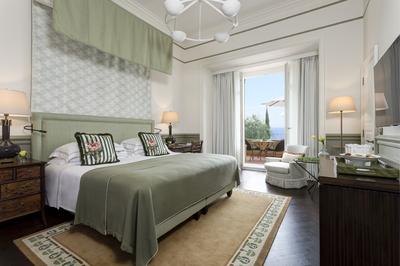 Deluxe Room with Sea View and Terrace