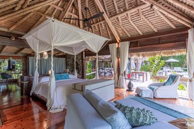 Beachfront Villas