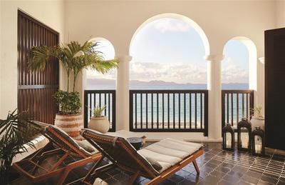 Beachfront One Bedroom Suite