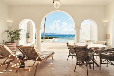 Two Bedroom Beachfront Jonquil Suite