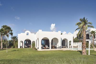 Beachfront One Bedroom Casita Pool Suite