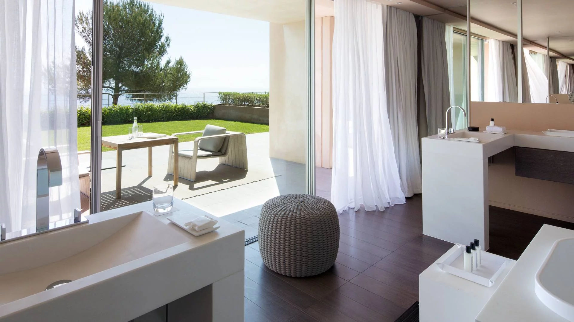 Escalet Suite