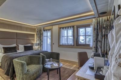 Family Room - 3 People