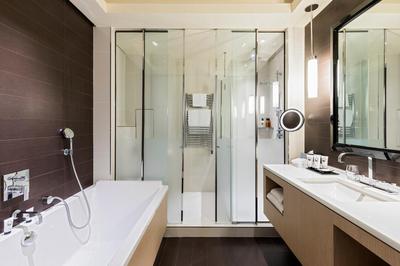 Junior Hotel Room