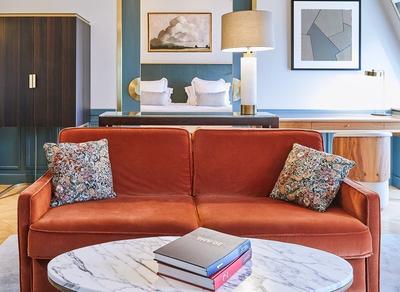Eiffel Tower Suite