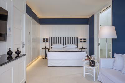Superior Suites