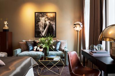 Guest room