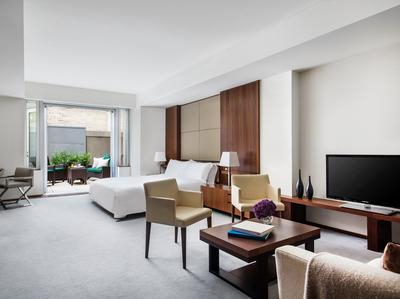 Deluxe Room with Courtyard Terrace