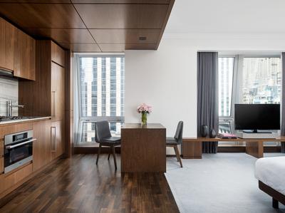 Executive Club Room With Kitchen