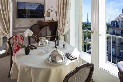 Eiffel Suite