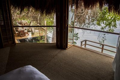 Sea level bungalow
