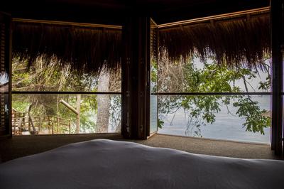 Sea level bungalow