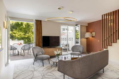3-Bedroom Maison Salvador Dali