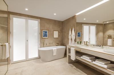 4-Bedroom Maison Ernest Hemingway
