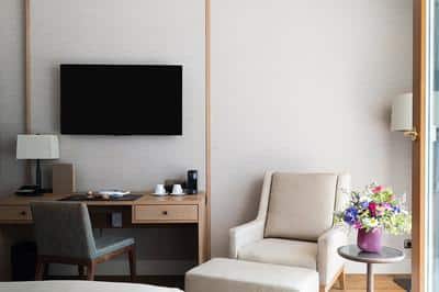 Elegant Nature Room - Alpine View