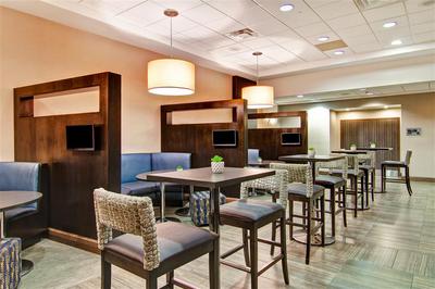 ParkHotelLondon BreakfastArea