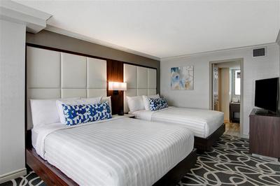 ParkHotelLondon PreferredQueenQueenSuite