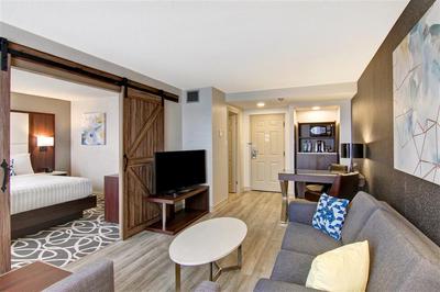 ParkHotelLondon PreferredQueenQueenSuite